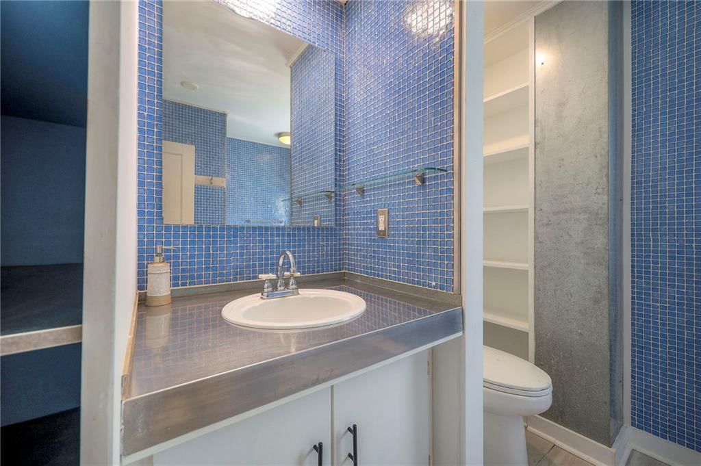 3833 Campbell Street — photo 23