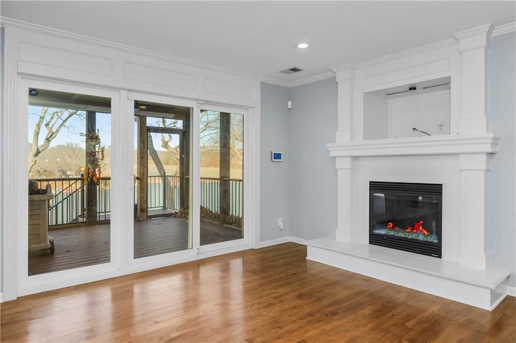 83 Beach Drive — photo 6