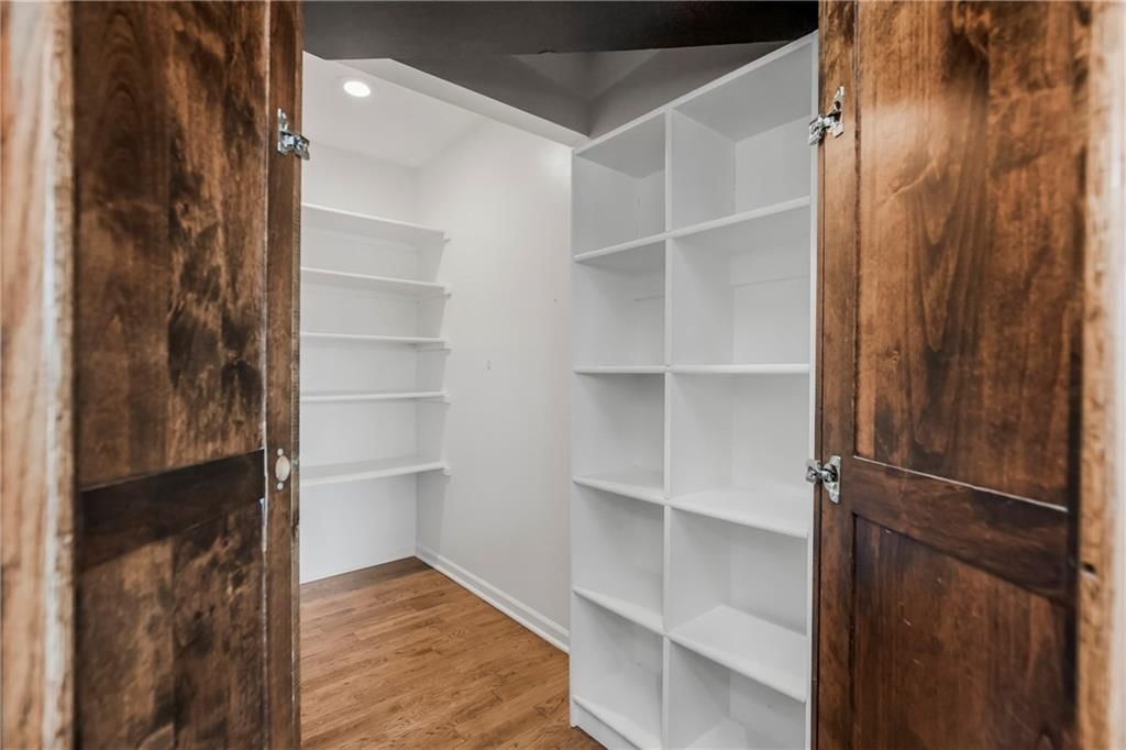 83 Beach Drive — photo 12