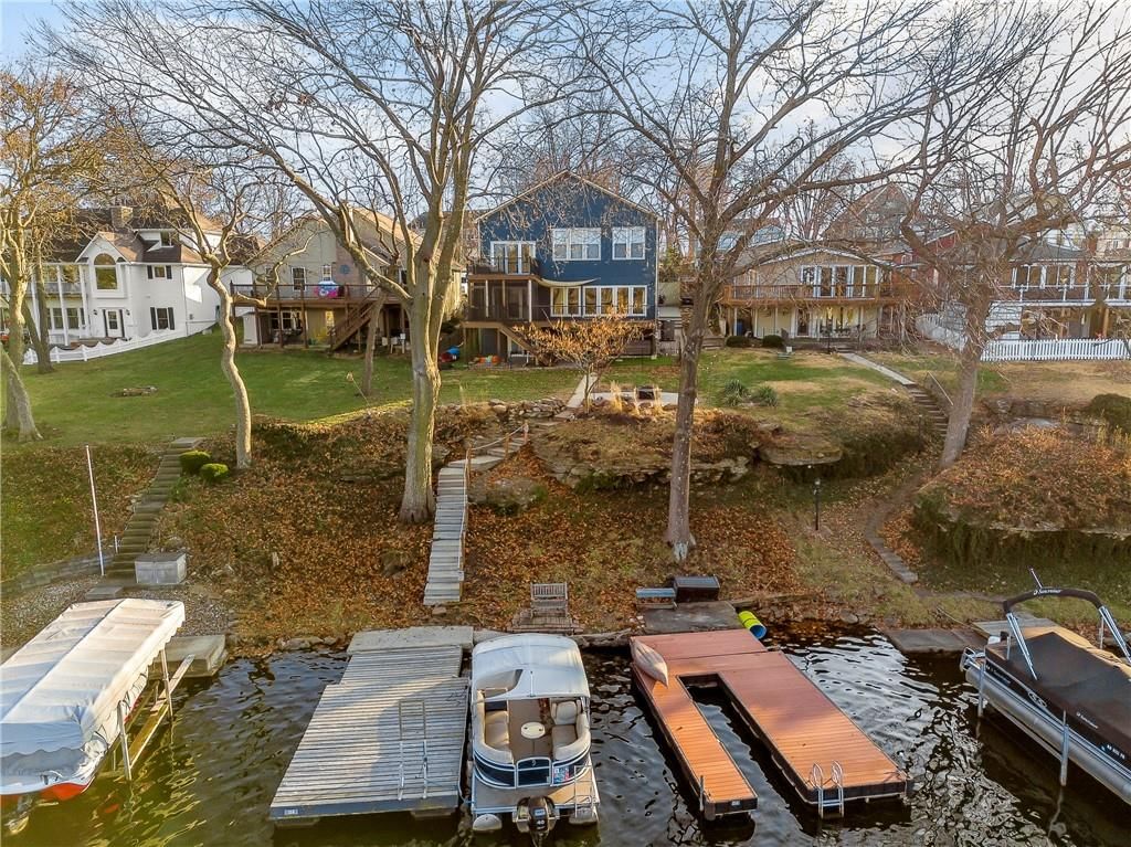 83 Beach Drive — photo 49