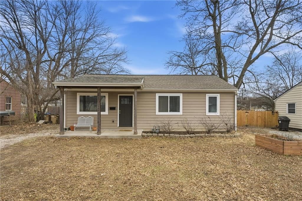 403 ROBIE Drive — photo 2