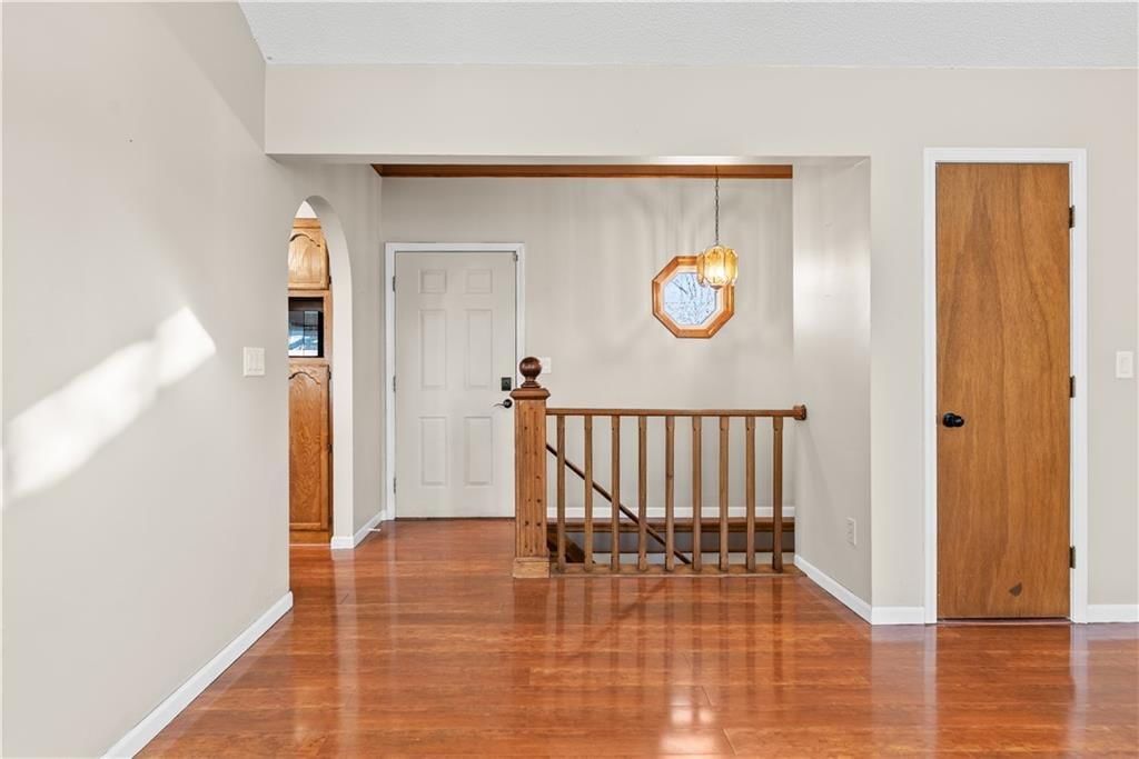 3524 S Maybrook Avenue — photo 6