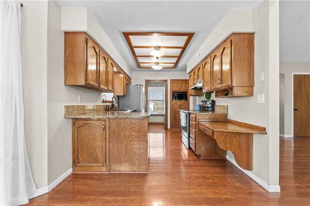 3524 S Maybrook Avenue — photo 11