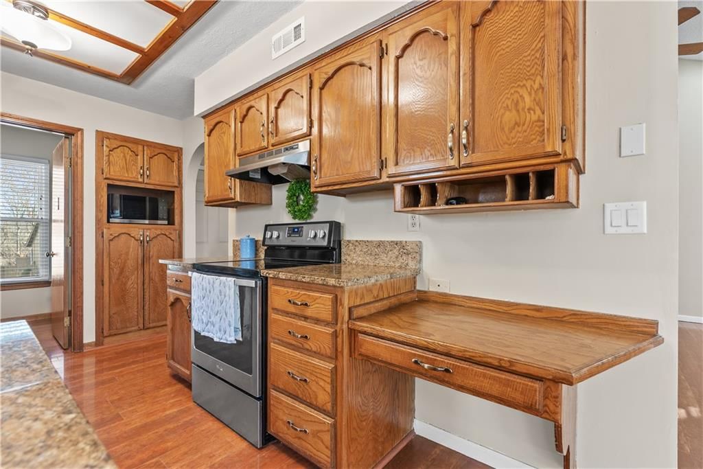 3524 S Maybrook Avenue — photo 12