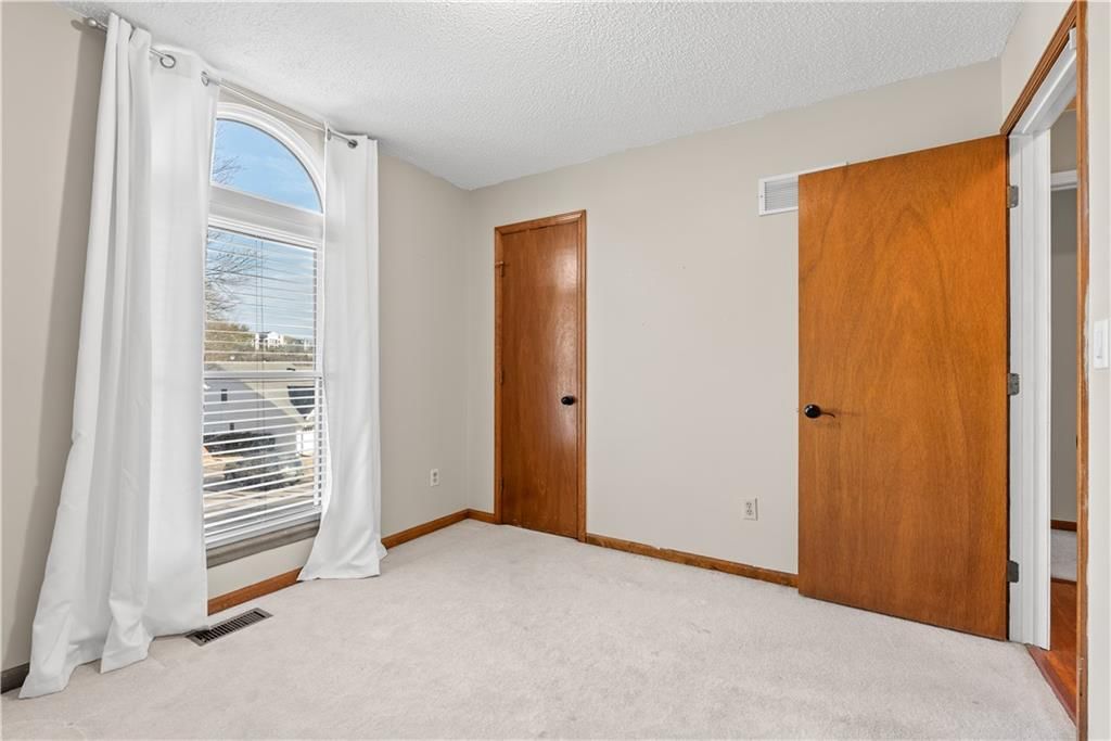 3524 S Maybrook Avenue — photo 24