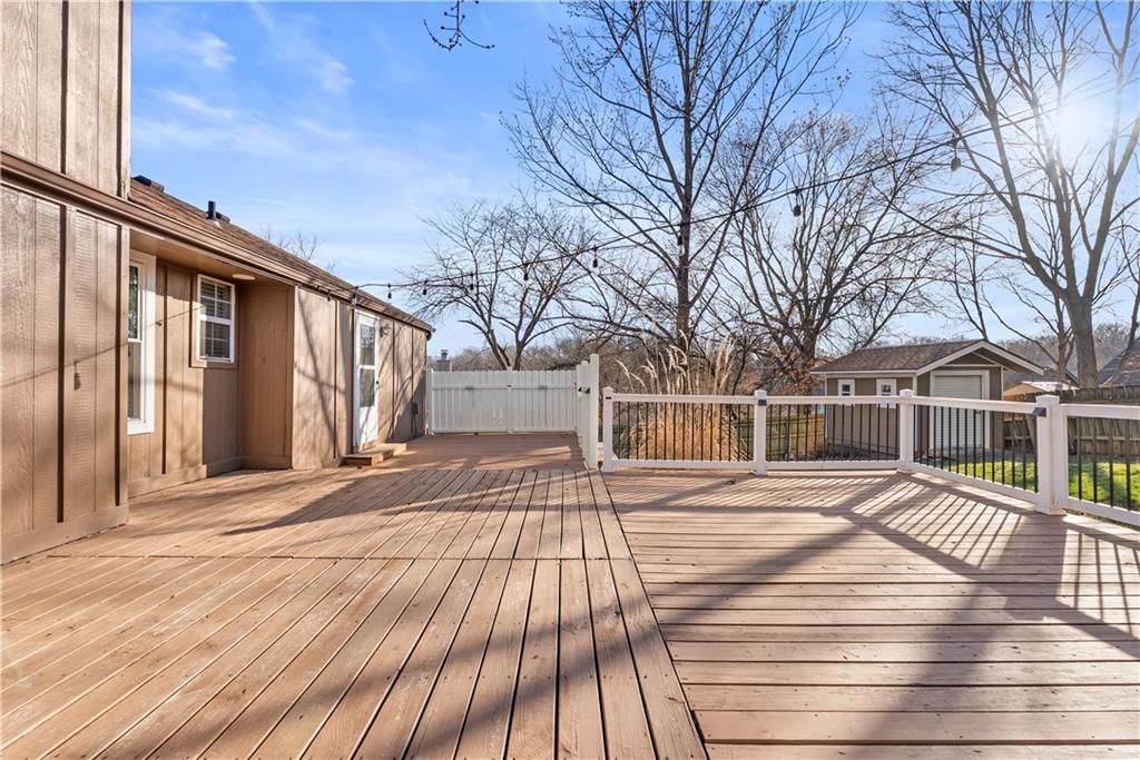 3524 S Maybrook Avenue — photo 30