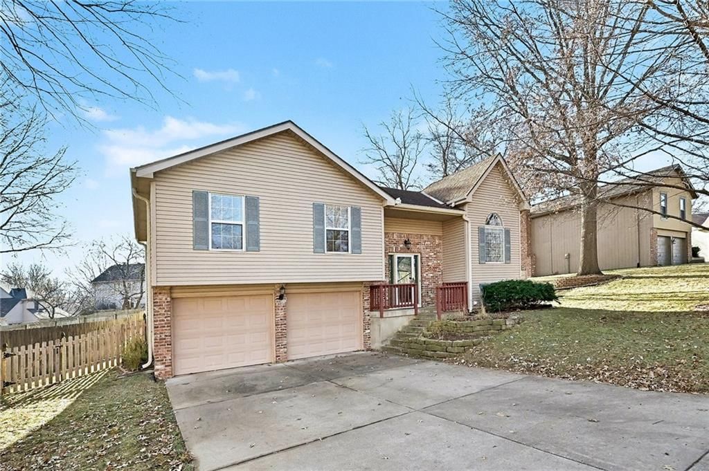 15209 W 91st Place — photo 3
