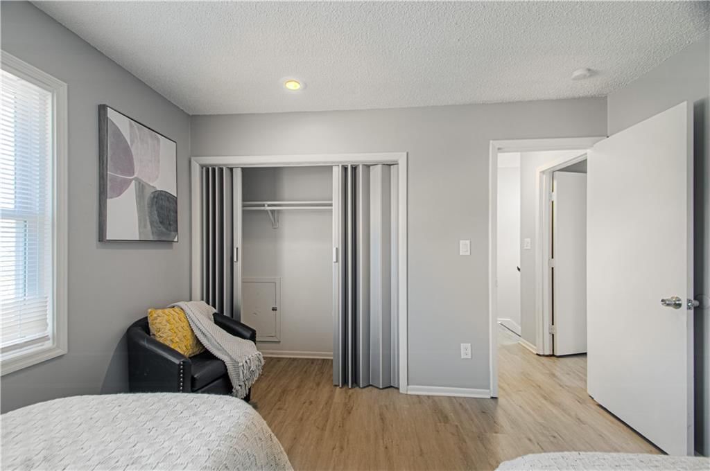 10912 McKinley Avenue — photo 27