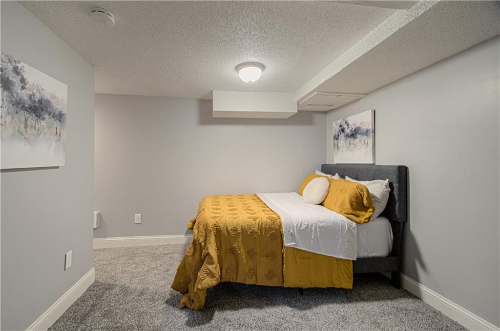 10912 McKinley Avenue — photo 33