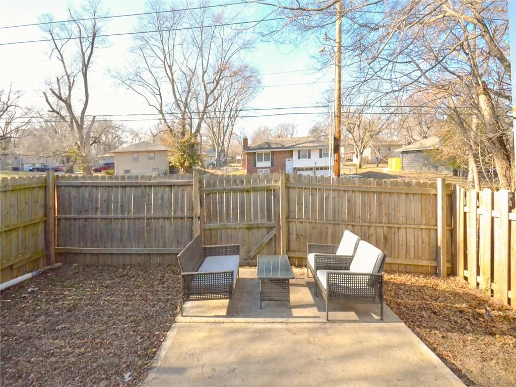 10912 McKinley Avenue — photo 38