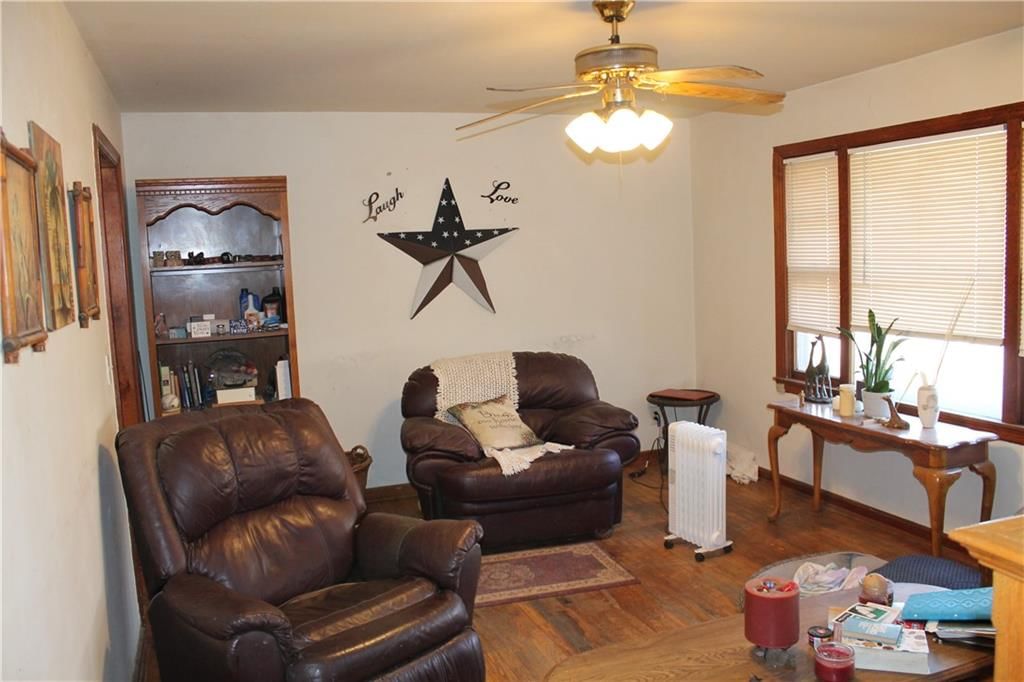 305 SW 8th Street — photo 11