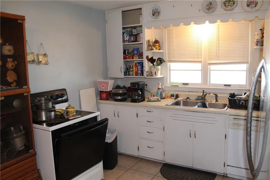 305 SW 8th Street — photo 13