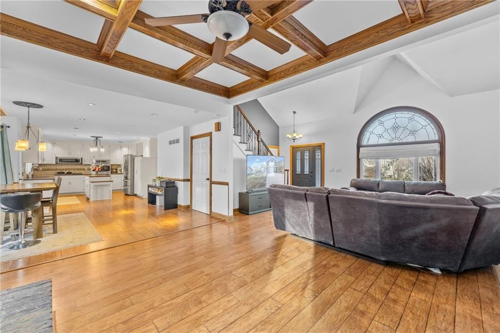 15206 Foster Street — photo 5
