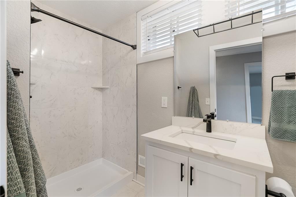 8320 Kickapoo Street — photo 14
