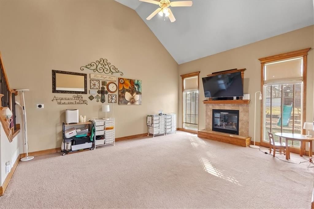1607 NW Pin Oak Court — photo 4
