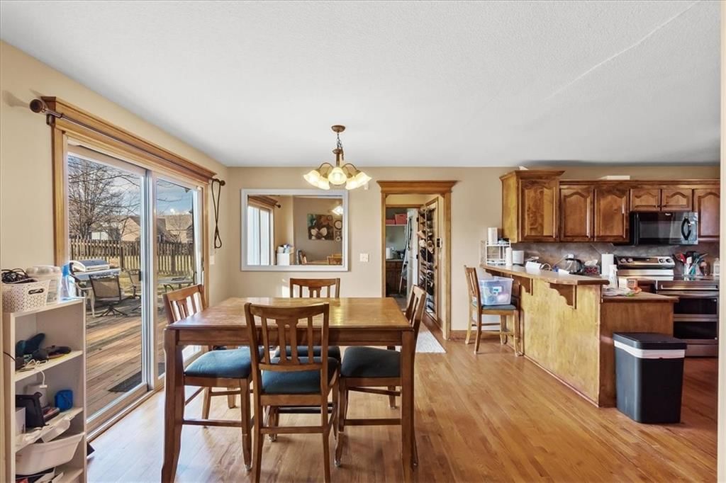 1607 NW Pin Oak Court — photo 8