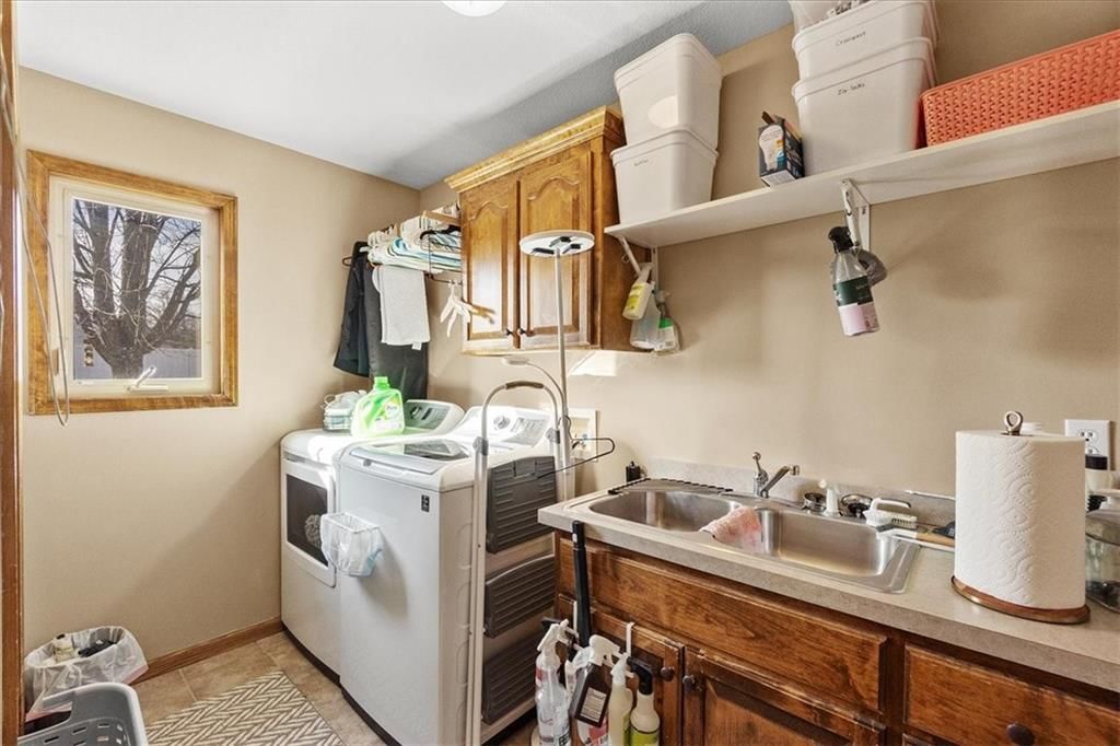 1607 NW Pin Oak Court — photo 11