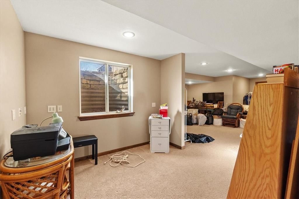 1607 NW Pin Oak Court — photo 20