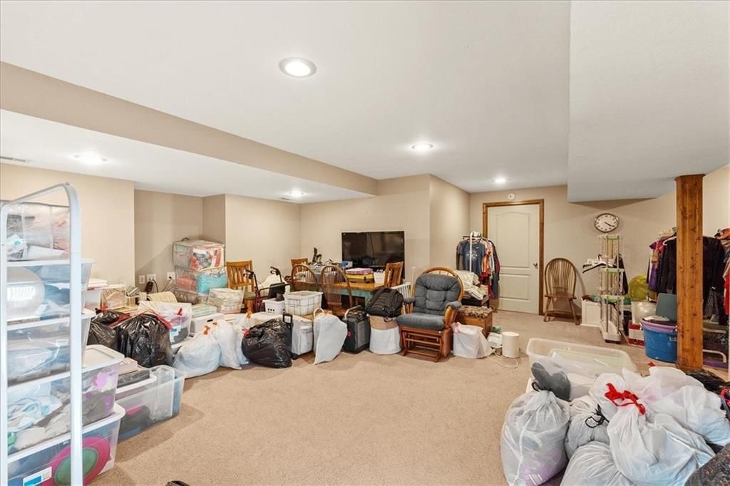 1607 NW Pin Oak Court — photo 21