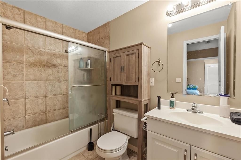1607 NW Pin Oak Court — photo 23