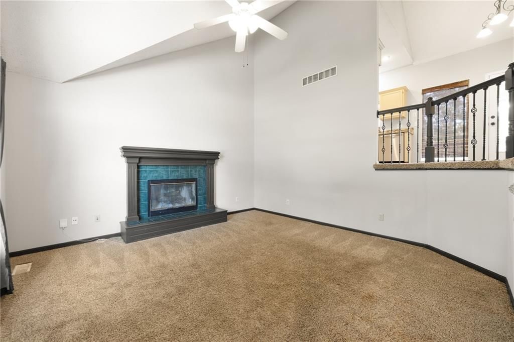 309 Mesa Drive — photo 3