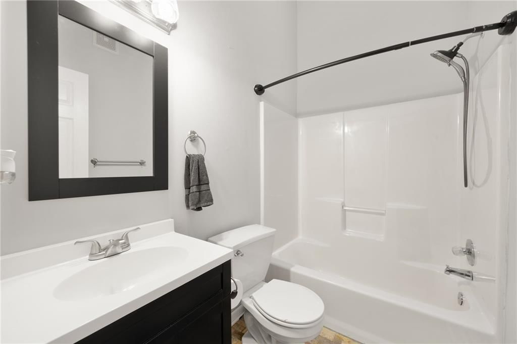 309 Mesa Drive — photo 11
