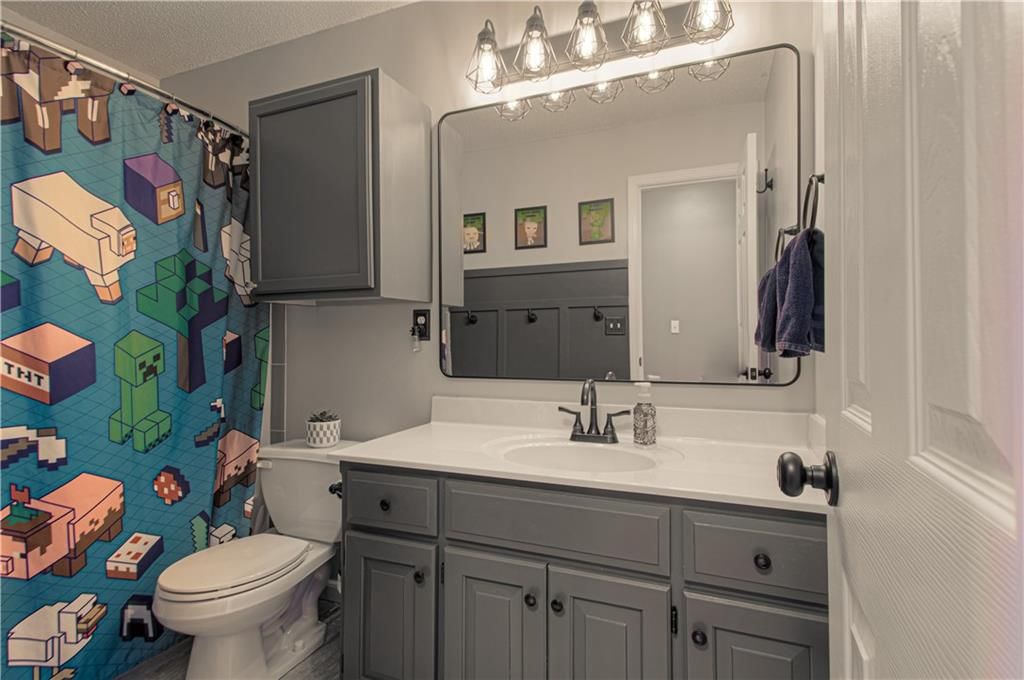 11215 N Lewis Avenue — photo 20