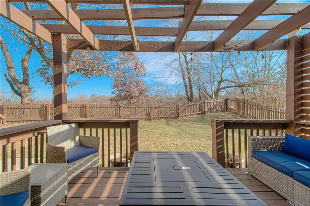 11215 N Lewis Avenue — photo 27