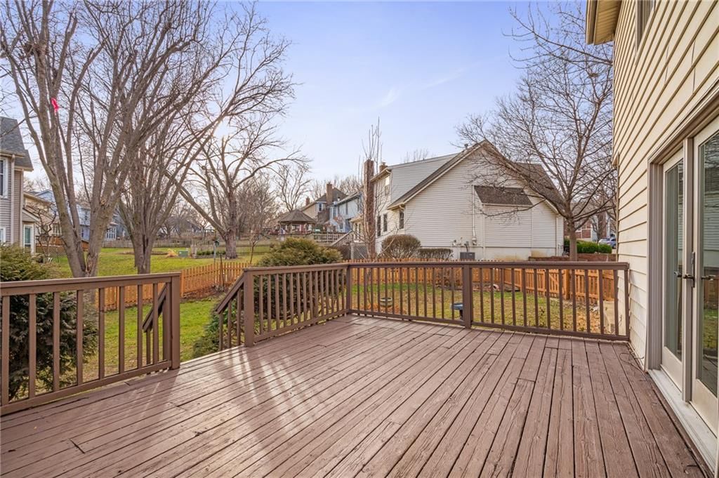 15637 W 137th Street — photo 3