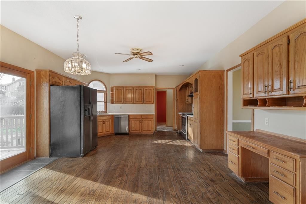 15637 W 137th Street — photo 9