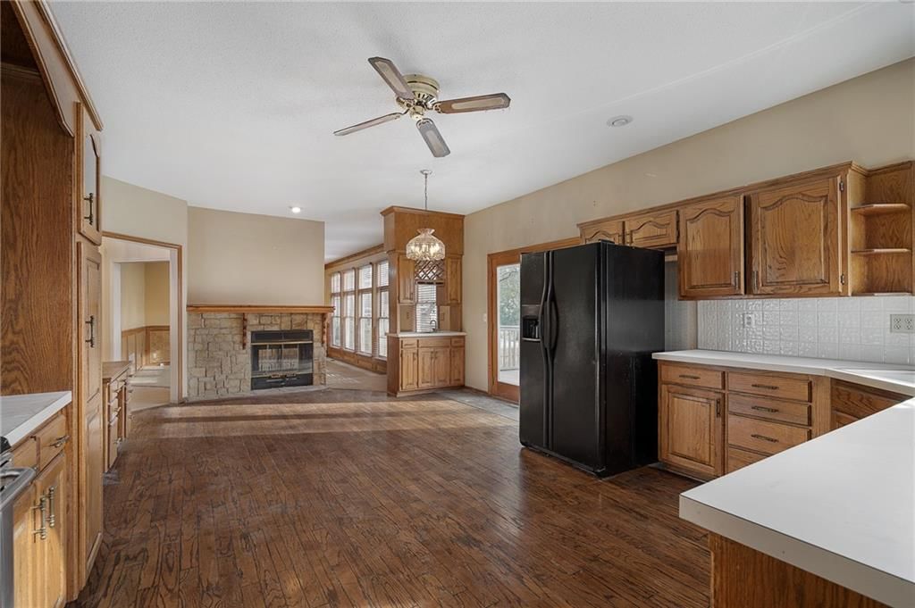 15637 W 137th Street — photo 12