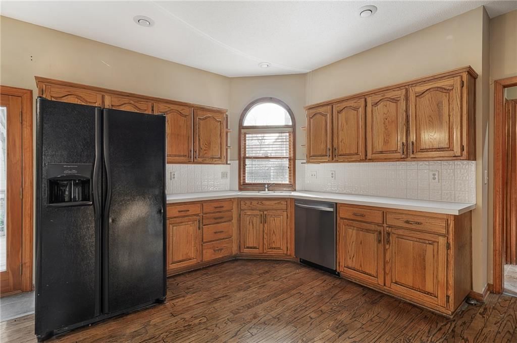 15637 W 137th Street — photo 13