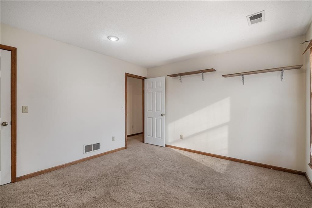 15637 W 137th Street — photo 28