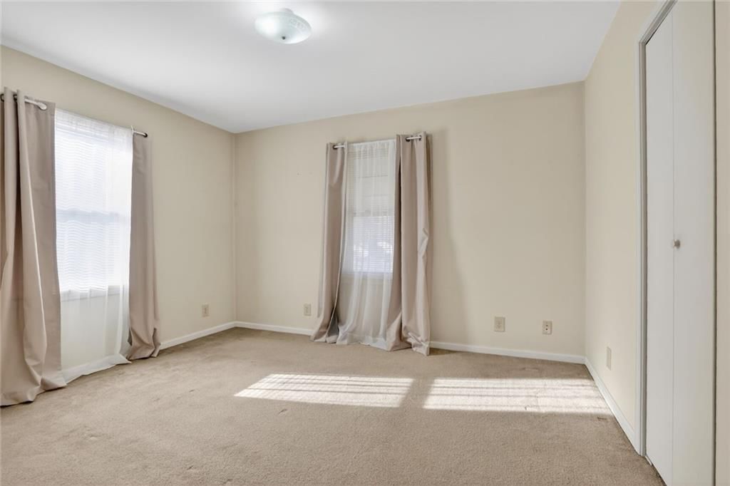 6703 N Forest Avenue — photo 6