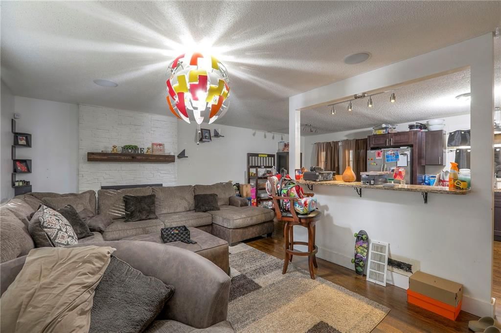 11715 Fuller Avenue — photo 5