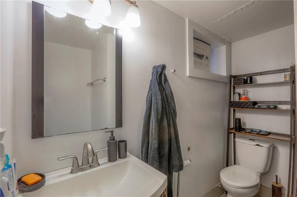 11715 Fuller Avenue — photo 8