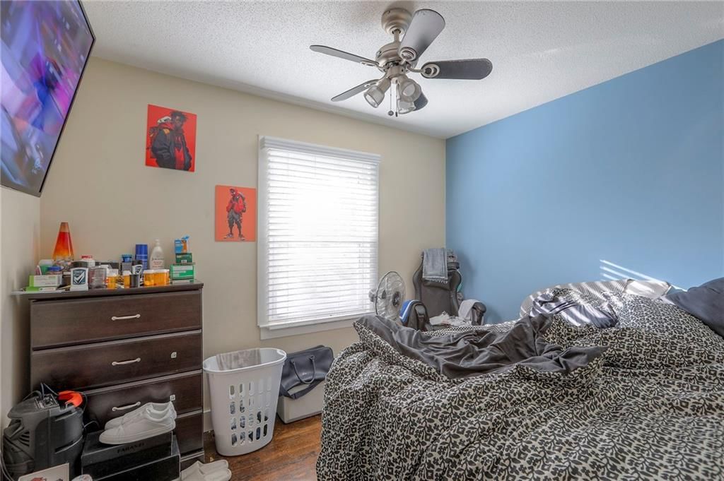 11715 Fuller Avenue — photo 15