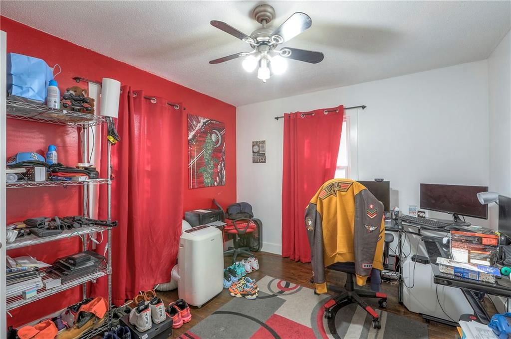 11715 Fuller Avenue — photo 18