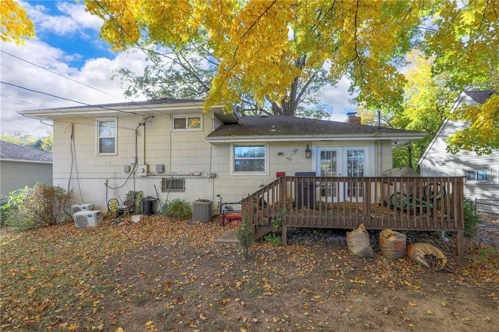 11715 Fuller Avenue — photo 27