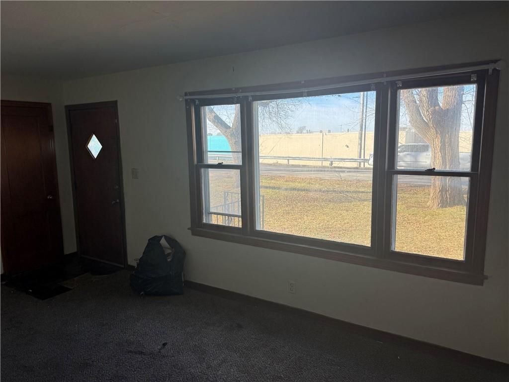 6801 Hunter Street — photo 2
