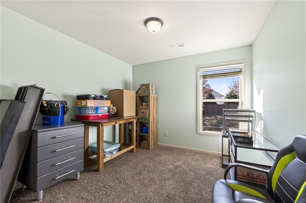 1702 Bay Court — photo 18