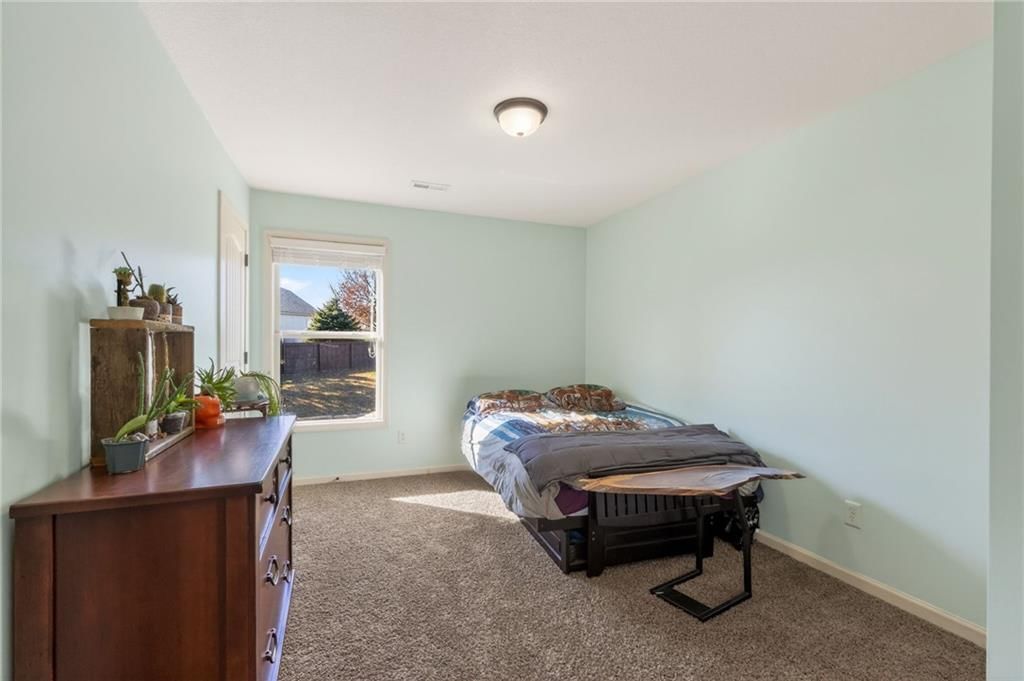 1702 Bay Court — photo 19