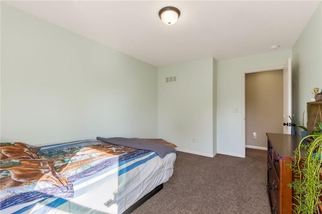 1702 Bay Court — photo 20