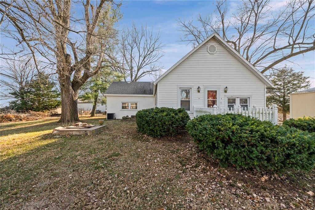103 Church Street, De Kalb, MO