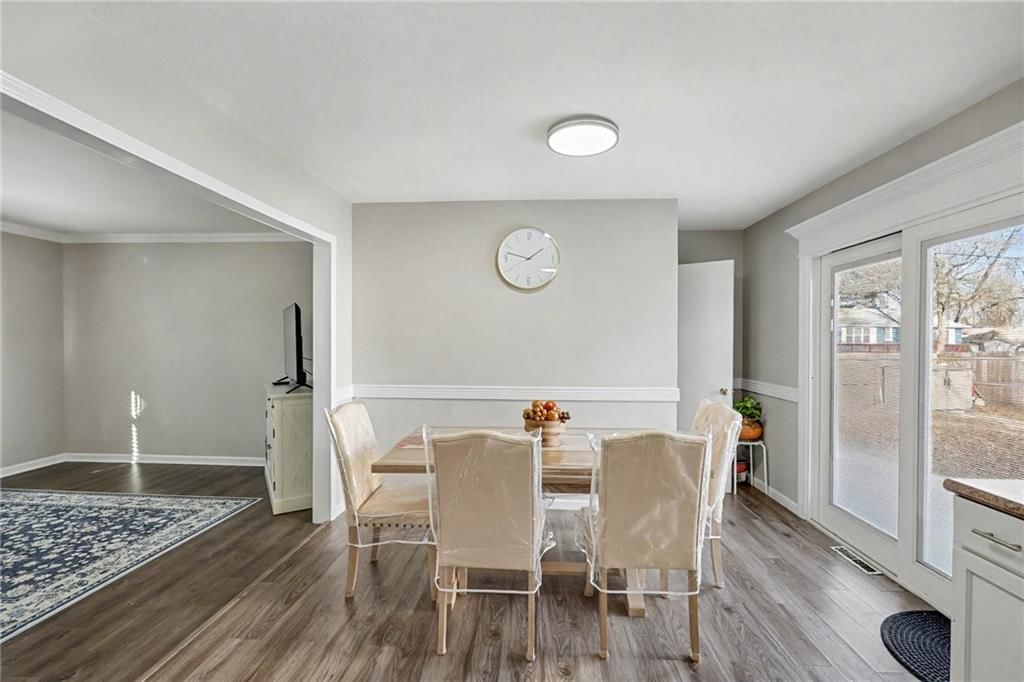 7301 Myrtle Avenue — photo 7