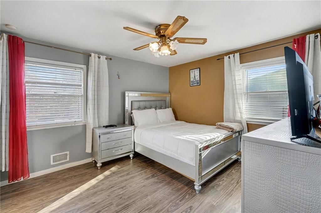 7301 Myrtle Avenue — photo 13