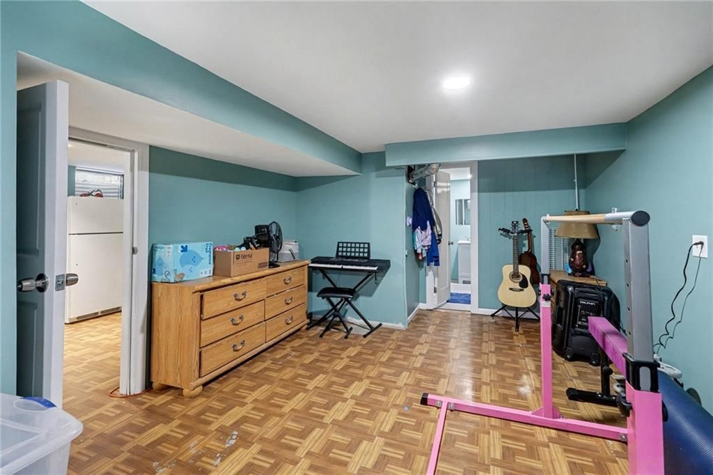 7301 Myrtle Avenue — photo 21