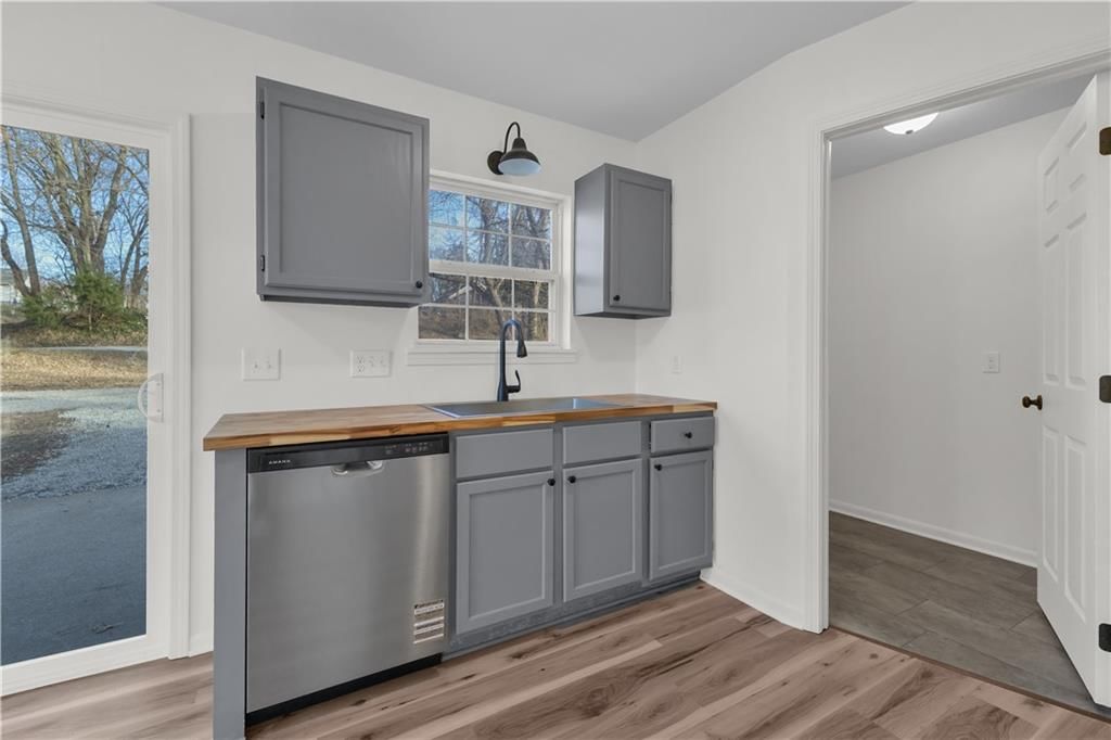 1521 N 15th Street — photo 10