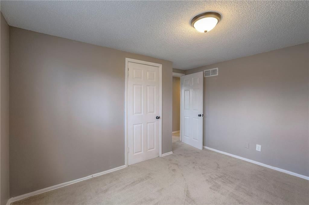230 NE Evansdale Road — photo 12