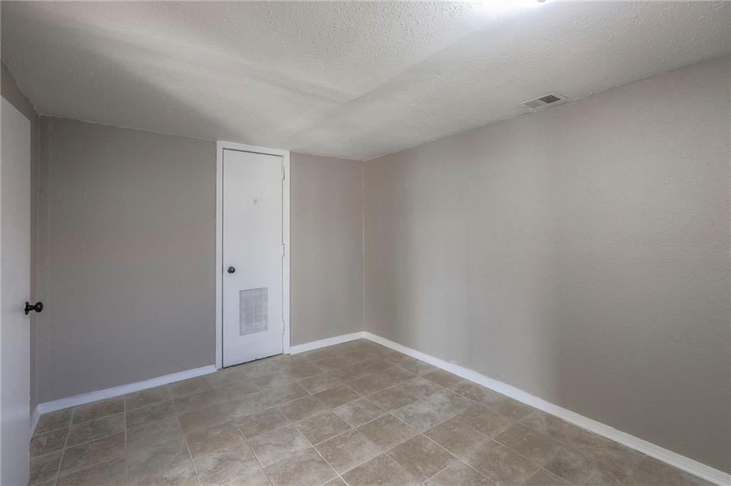 230 NE Evansdale Road — photo 24